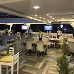 Seray Μαρμαρίς